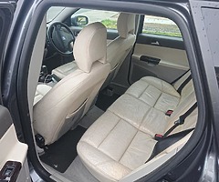 Volvo V50 1.8 petrol - Image 6/9