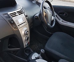 Automatic Yaris 07 - Image 8/8