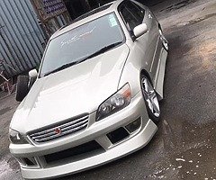 Lexus is200 Sport - Image 4/10