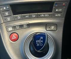Toyota hybrid 151 low mileage 44357 miles 2 years fresh nct