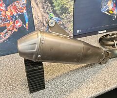Yzf 250 akrapovic titanium exhaust