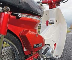 1988 Honda C90 - Image 4/10