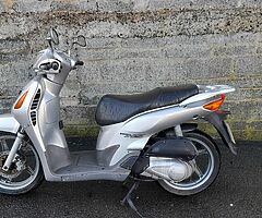 ** 2002 HONDA SH 125 ** - Image 5/5