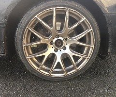 Looking for just one of the same alloy 19 inch ava boston