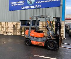 2002 Toyota Forklift - Image 3/6