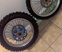 Yz125 wheels - Image 4/4