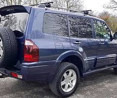 Mitsubishi Pajero - Image 6/10