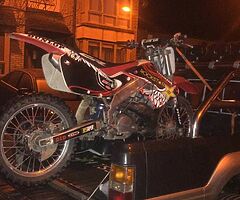 CR125