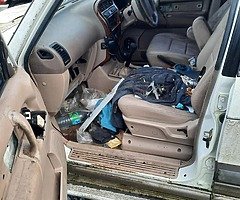 Isuzu trooper 3.0L for breaking only