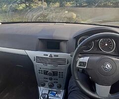 Vauxhall astra 1.9 cdti sri 120 - Image 6/9