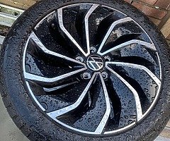 17" alloys good tyres