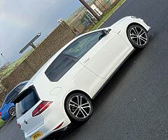2015 Volkswagen Golf - Image 8/9
