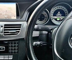 Mercedes-Benz E-Class 300 Bluetec Hybrid (Tax only 190 €  p/y) - Image 6/8
