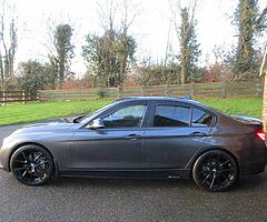 2017 BMW Series 3 - Image 5/10