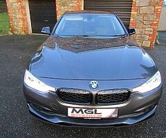 2017 BMW Series 3 - Image 8/10