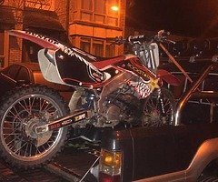 CR125
