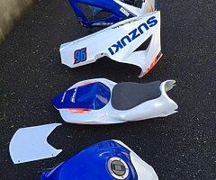 2009 Suzuki GSXR 750 k9 breaking for parts - Image 5/8