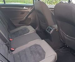 Volkswagen Golf Highline 1.6TDI - Image 6/10