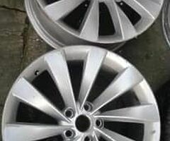 19 5x112 8.5 all and only havr 3 alloys - Image 5/5