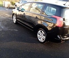2012 Peugeot 5008 7 seater