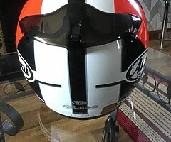 ARAI Axces 2 Motorcycle Helmet Size M57-58 Excellent condition
