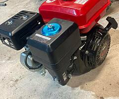 200cc engine 6.5hp - Image 3/4