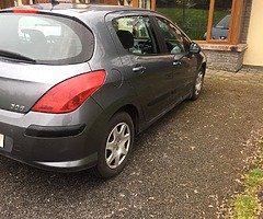 Peugeot 308 - Image 4/7