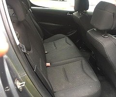 Peugeot 308 - Image 7/7