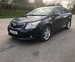 10 TOYOTA AVENSIS D4D ESTATE HIGH SPEC T4 LEATHER NAV