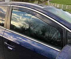 10 TOYOTA AVENSIS D4D ESTATE HIGH SPEC T4 LEATHER NAV - Image 8/10
