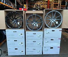 New stock due today. Transit custom 18” st and 17” vortex - Image 4/10