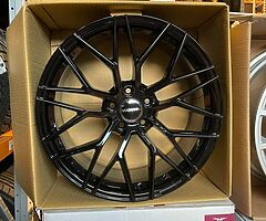 New stock due today. Transit custom 18” st and 17” vortex - Image 9/10