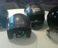 SELECTION OF MOTORBIKE/SCOOTER HELMETS - Image 4/10