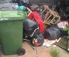 Rubbish - Image 3/8