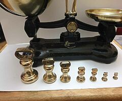Beautiful original old heavy librassco scales in black with full set brass bell weights - Image 4/6