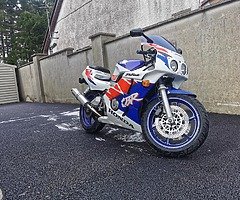 Cbr 400rr