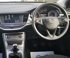 2016 Opel Astra 1.6CDTi/Only 40k kms/FSH/Irish car/Manual - Image 8/10