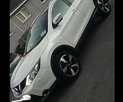 Beautiful 2017 Nissan qashqui taken as a trade in yesterday. 


2017 Nissan qashqui  for sale. 1.2 p