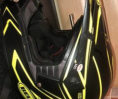 Motorbike/motocross helmet