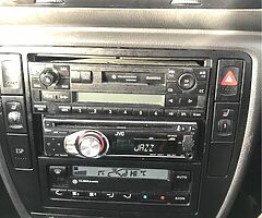2004 Volkswagen  Passat - Image 5/9