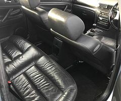 2004 Volkswagen  Passat - Image 6/9