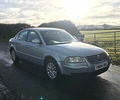 2004 Volkswagen  Passat - Image 8/9