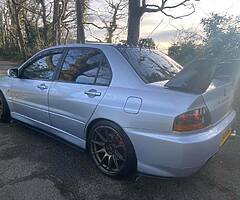 2004 Mitsubishi Lancer - Image 8/10