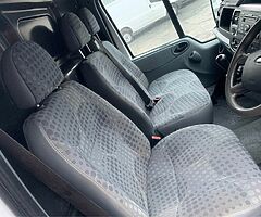 2009 Ford Transit - Image 3/10