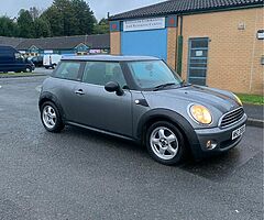 2009 MINI One - Image 3/7
