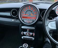 2009 MINI One - Image 7/7
