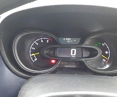 Renault - Image 4/9
