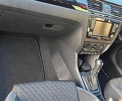 2016 Auto Petrol 1.2L Skoda - Image 5/10