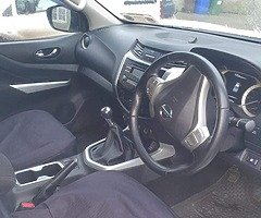 NISSAN NAVARA - Image 3/7