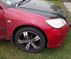 Honda civic 2004 petrol 1.4 - Image 9/10